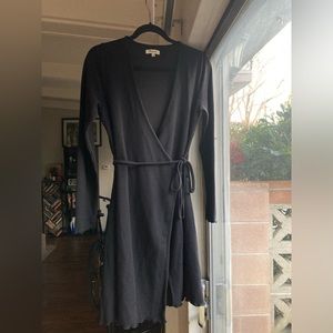 Super cute Madewell wrap dress, long sleeve, black, size (S)